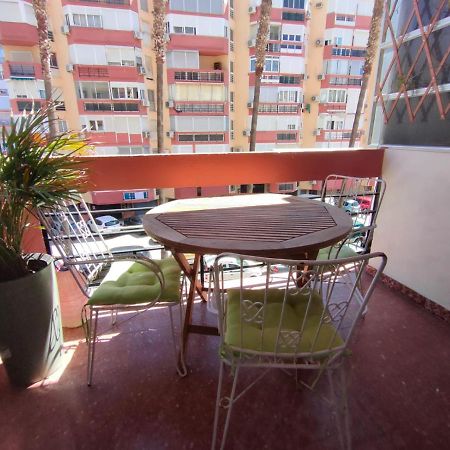 Flat2 Studio 150M From The Beach With Pool Torre Del Mar Kültér fotó
