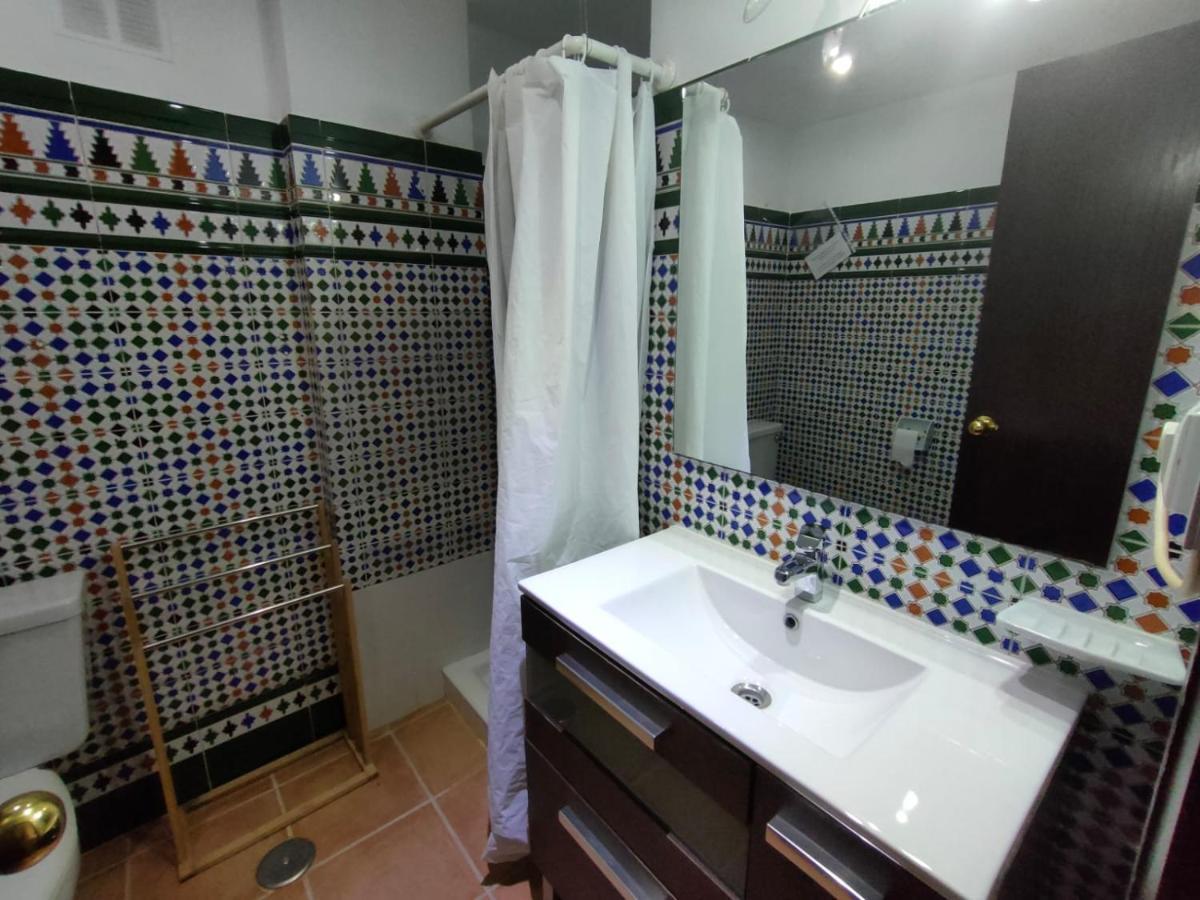 Flat2 Studio 150M From The Beach With Pool Torre Del Mar Kültér fotó
