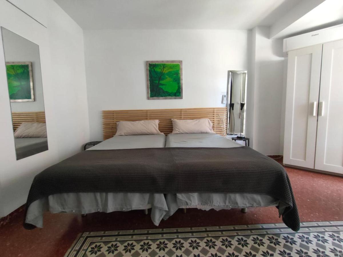 Flat2 Studio 150M From The Beach With Pool Torre Del Mar Kültér fotó